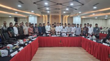 Wagub Aceh Audiensi dengan Yusril Bahas Status Wakaf Blangpadang, Pemerintah Siapkan Kepastian Hukum